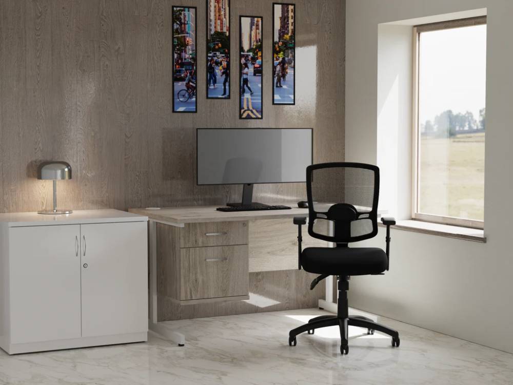 Potter Mesh Back Task Operator Office Chair With Arms Main Img Potter Mesh Back Task Operator Office Chair With Arms Main Img