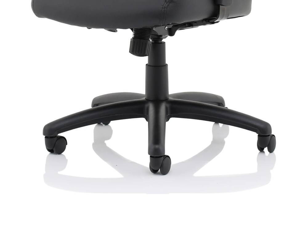 Wendee Medium Back Executive Black Faux Leather Office Chair With Arms 06 Img Wendee Medium Back Executive Black Faux Leather Office Chair With Arms 06 Img