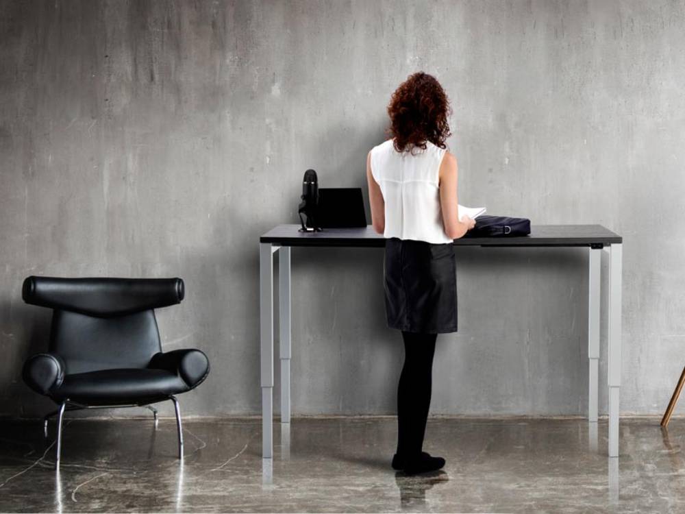 Clara Four Legs Hieght Adjusatable Desk Main Img Clara Four Legs Hieght Adjusatable Desk Main Img